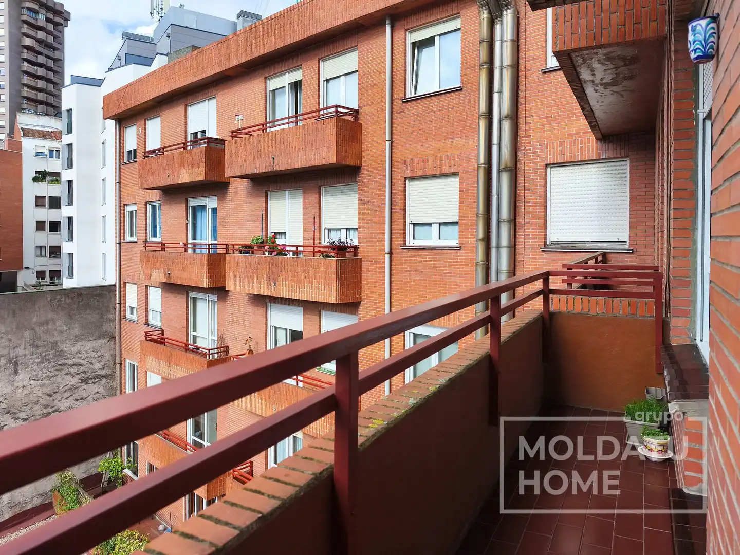 Terrassa de Pis en venda en Bilbao  amb Calefacció, Terrassa i Traster