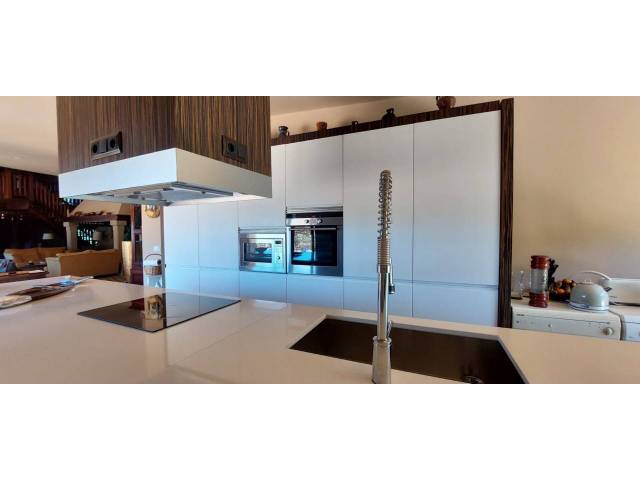 Casa-chalet en Alquiler en Bamio