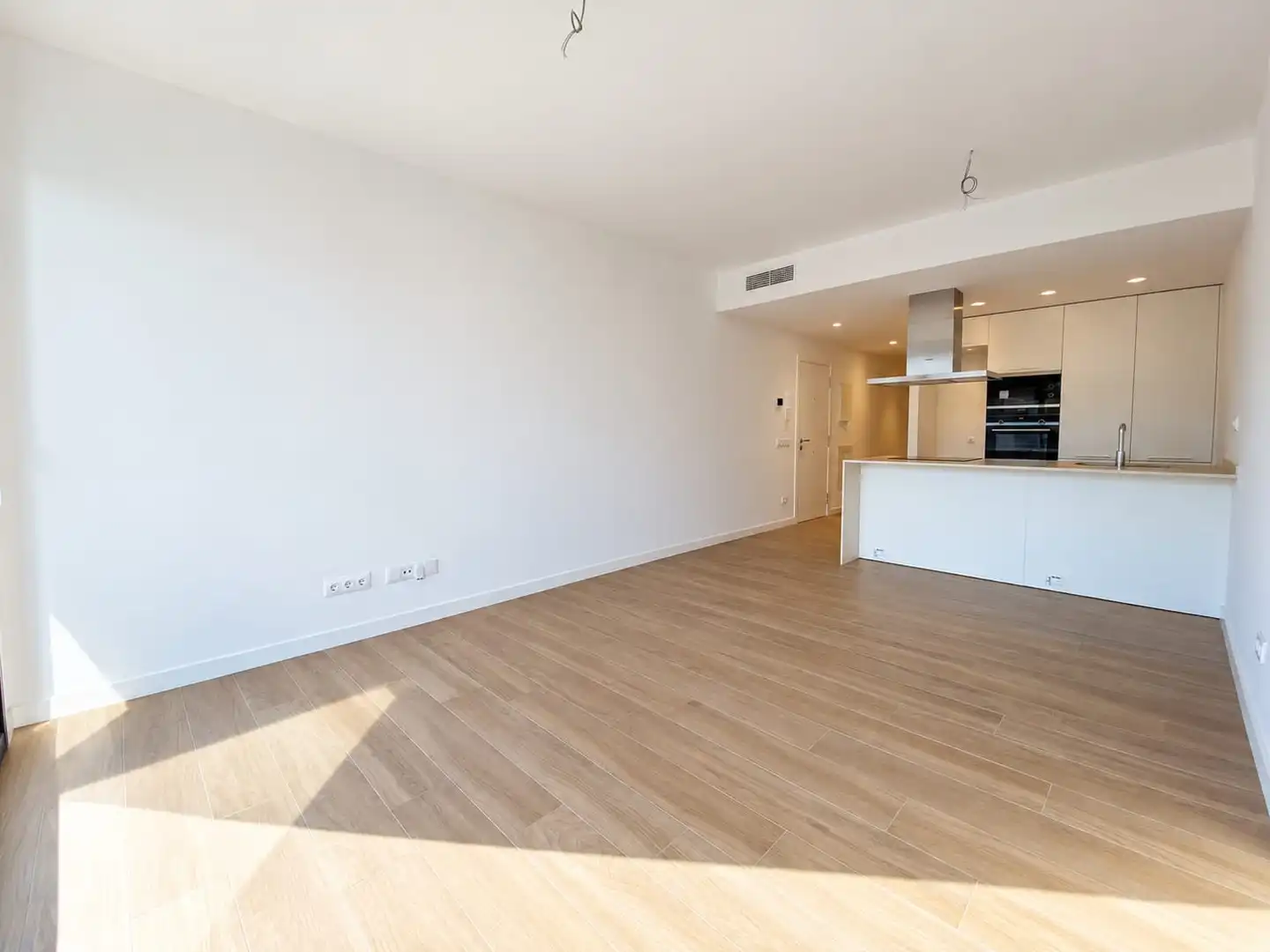 Flat with balcony for sale in Carrer del Firal 27