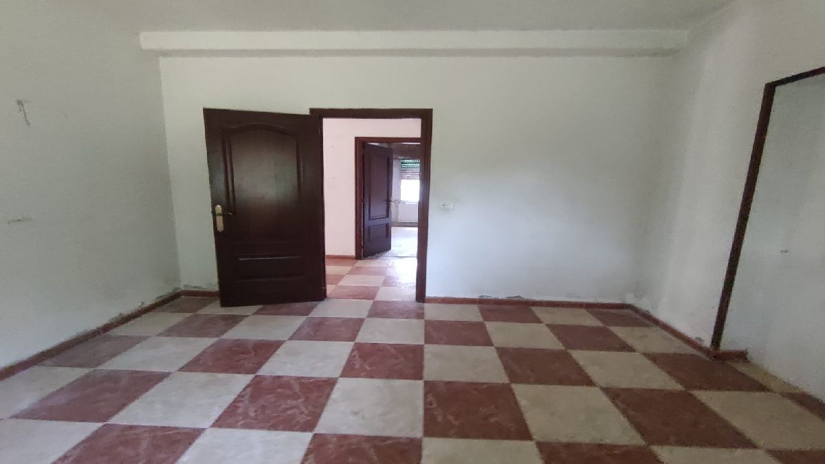 Dormitori de Casa o xalet en venda en O Pino 