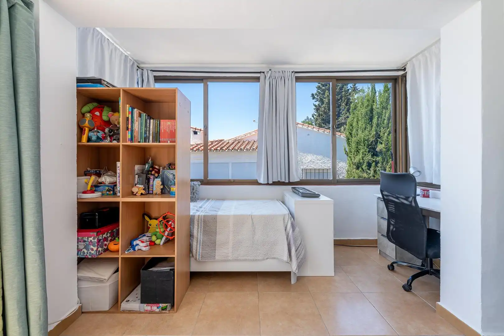 Bedroom of Apartments for sale in Fuengirola  with Air Conditioner, Private garden and Terrace