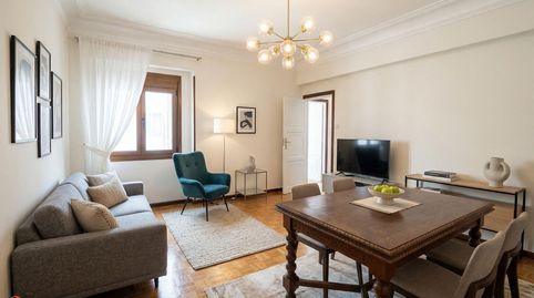 Foto 4 de Piso en venta en Calle Doce de Octubre, Niño Jesús, Madrid Capital