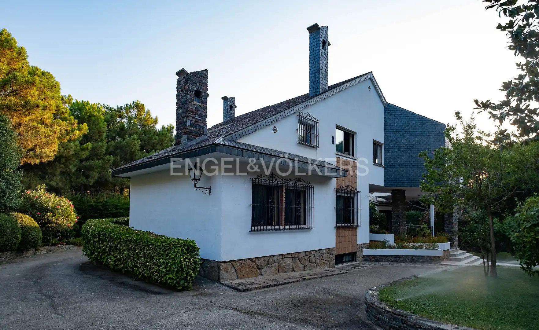 Vista exterior de Casa o chalet en venta en Sotillo de la Adrada con Aire acondicionado, Calefacción y Jardín privado