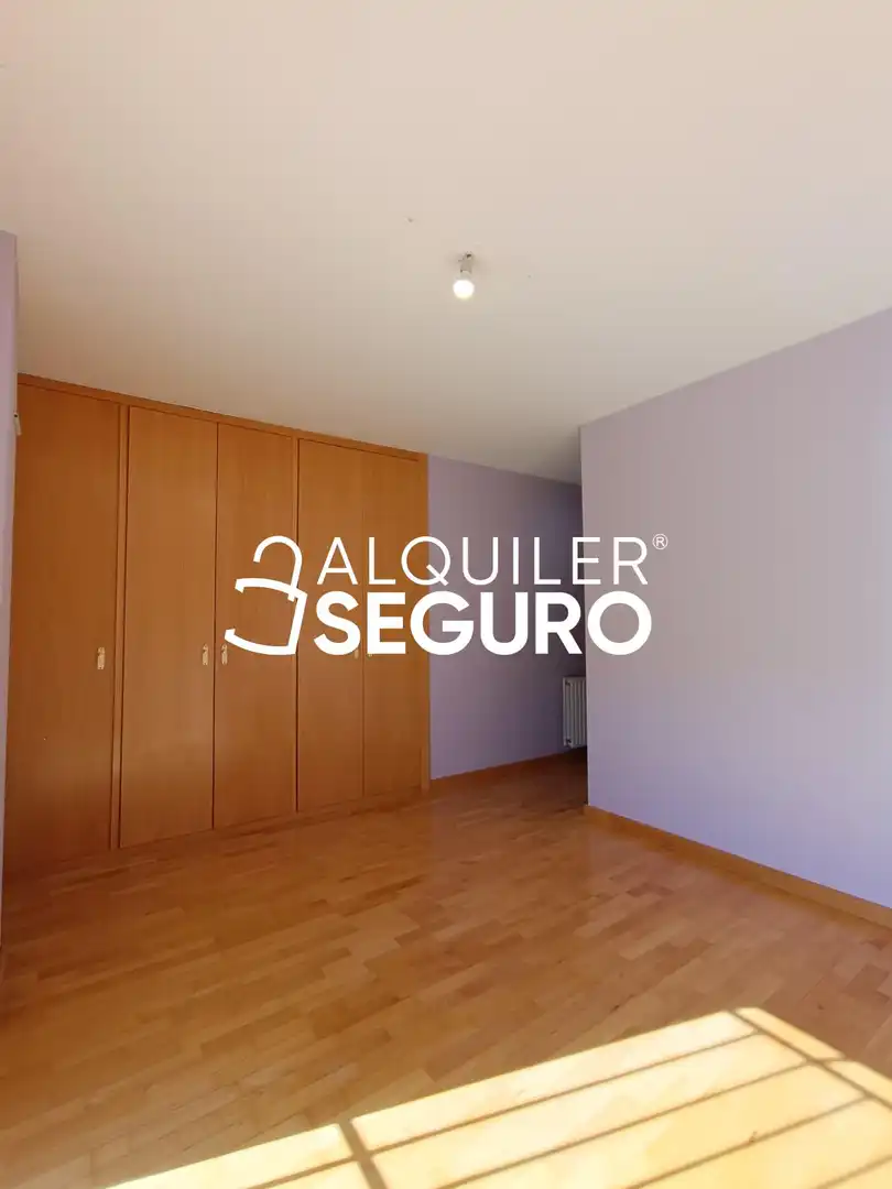 Dormitori de Casa o xalet de lloguer en Aranjuez amb Calefacció, Terrassa i Traster