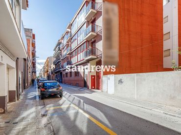 Piso con ascensor en venta en Creu de la Mà
