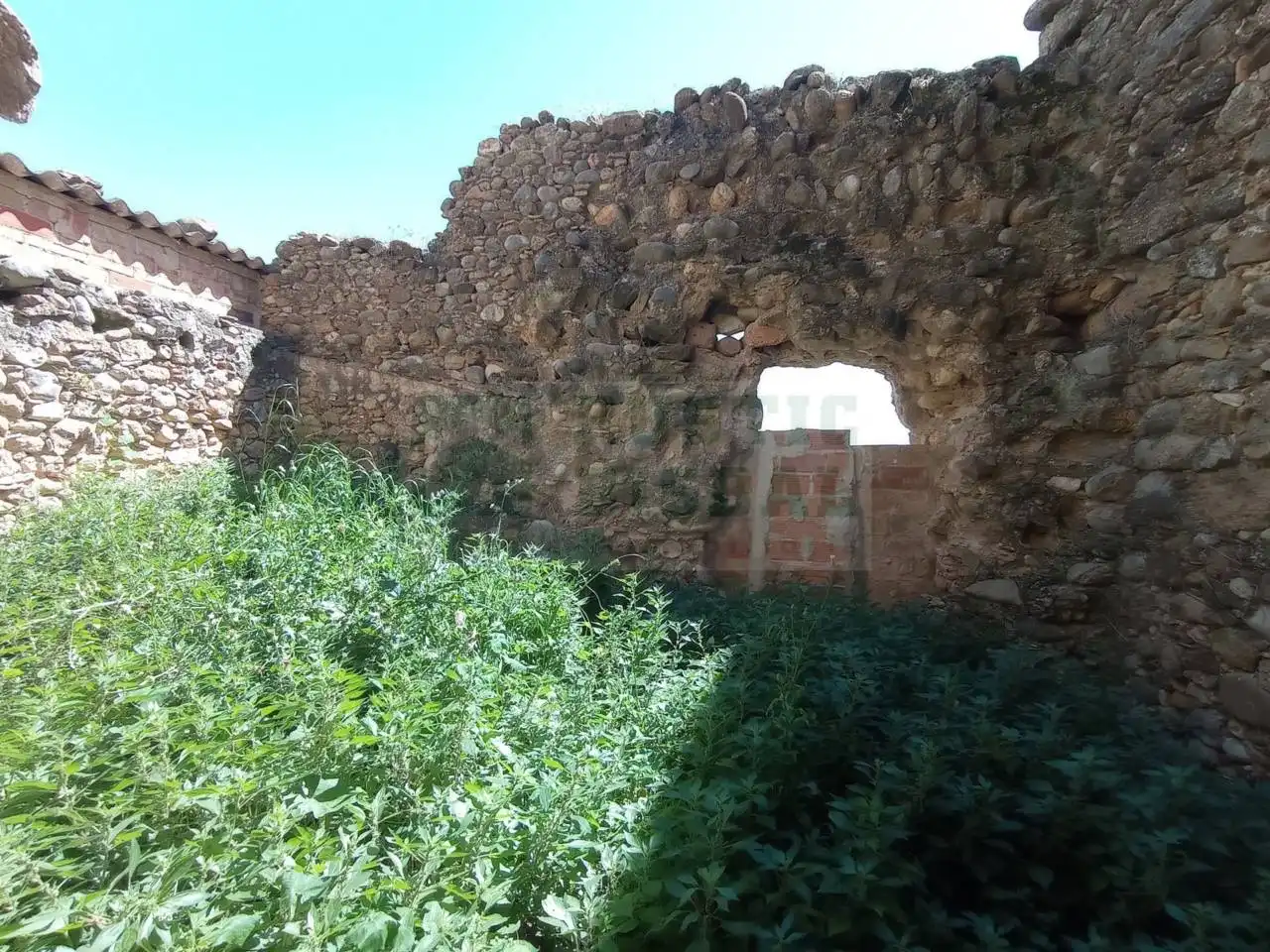 Casa rústica amb jardí en venda a Pontós, imagen 19