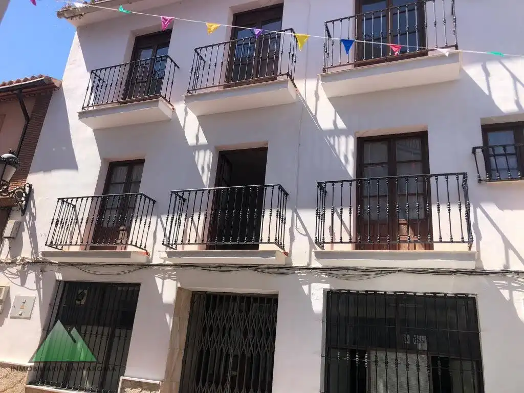 Local comercial en venda a Calle Torrox