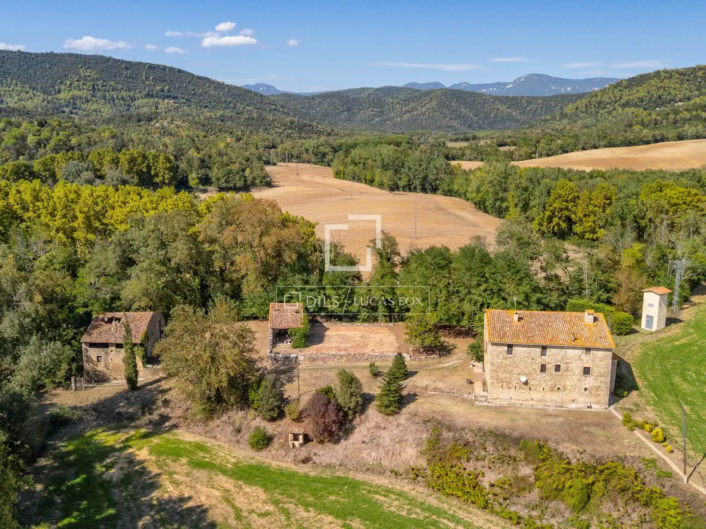 Casa rústica amb terrassa en venda a Banyoles, imagen 48