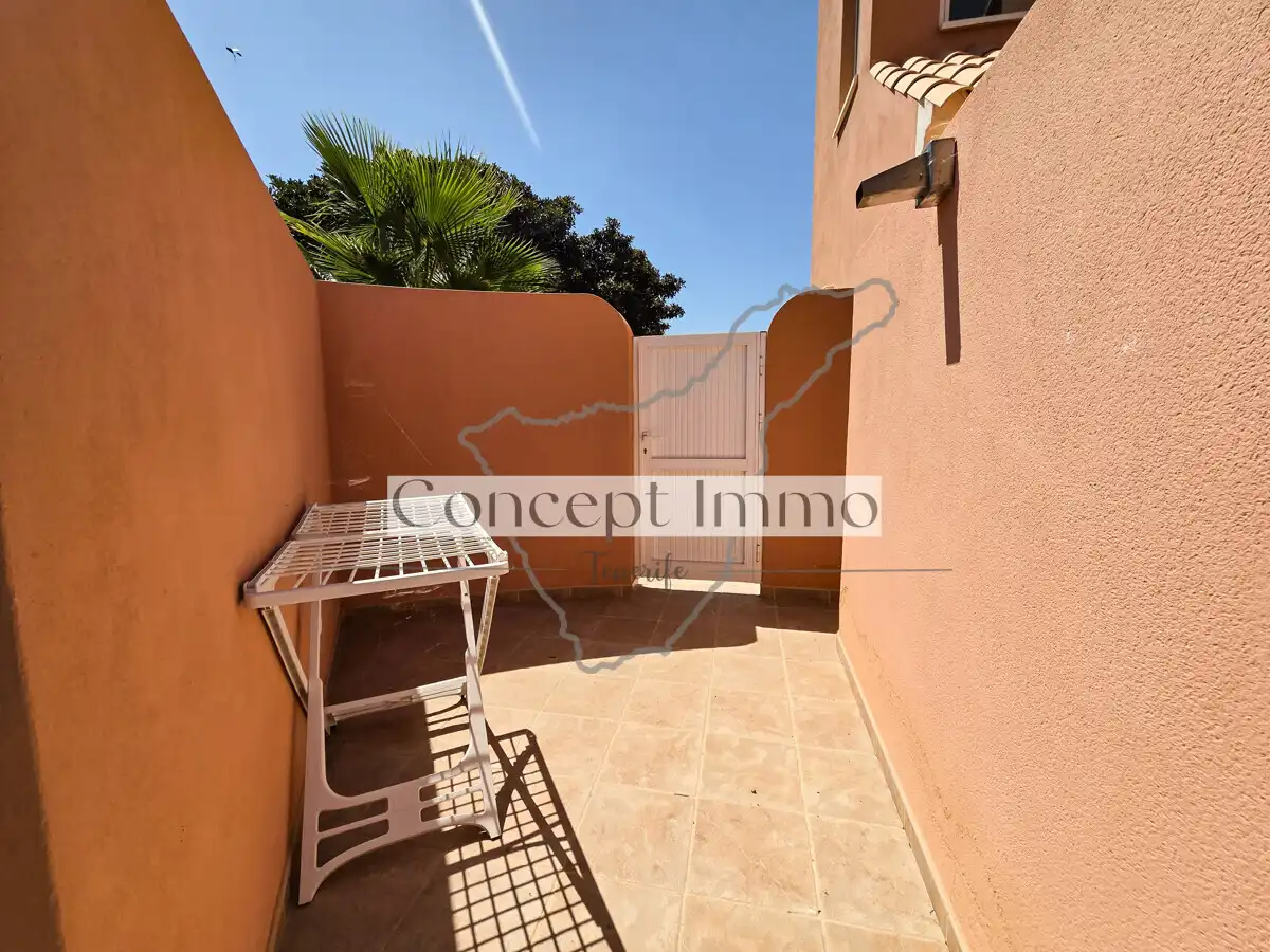 Detached homes for sale in Calle Tajore, Playa de Fañabé