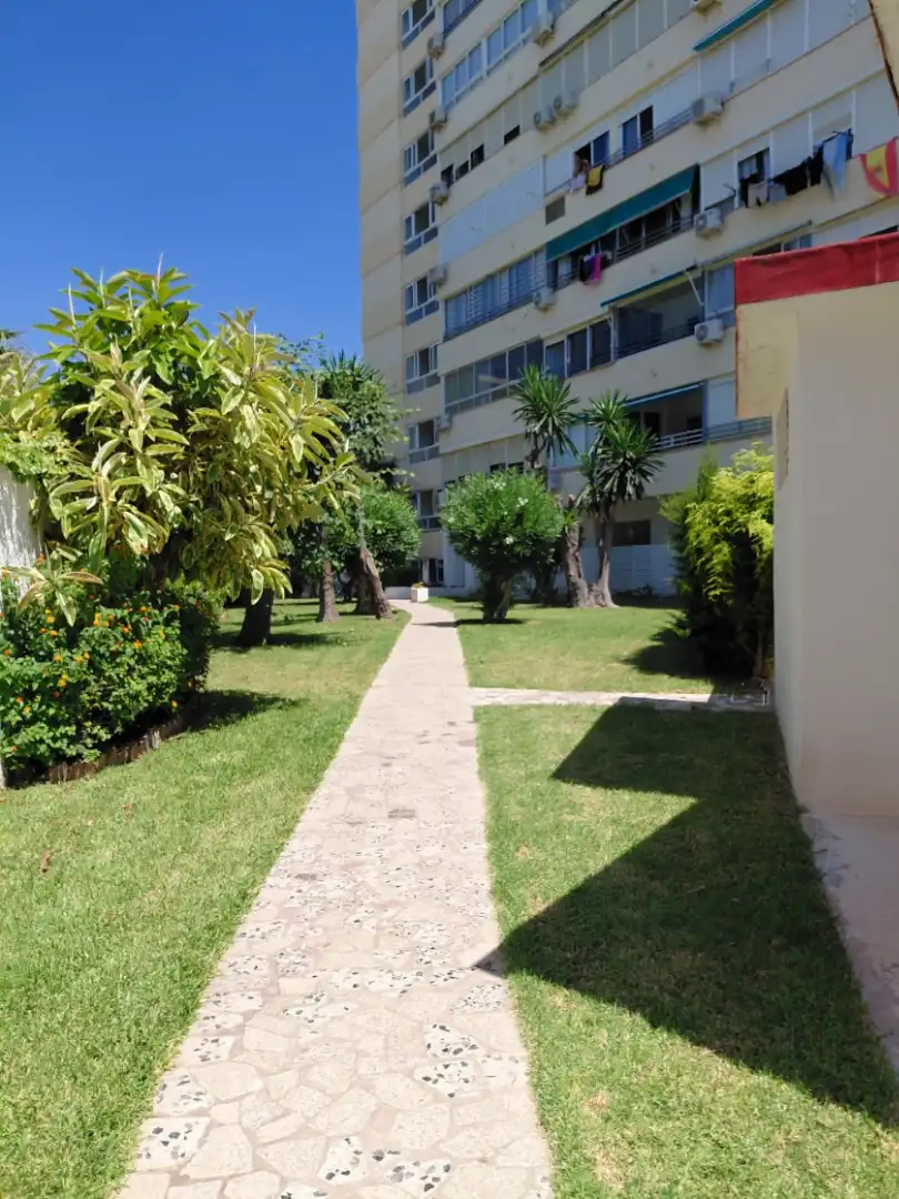 Exterior view of Flat for sale in Benalmádena  with Air Conditioner and Community pool