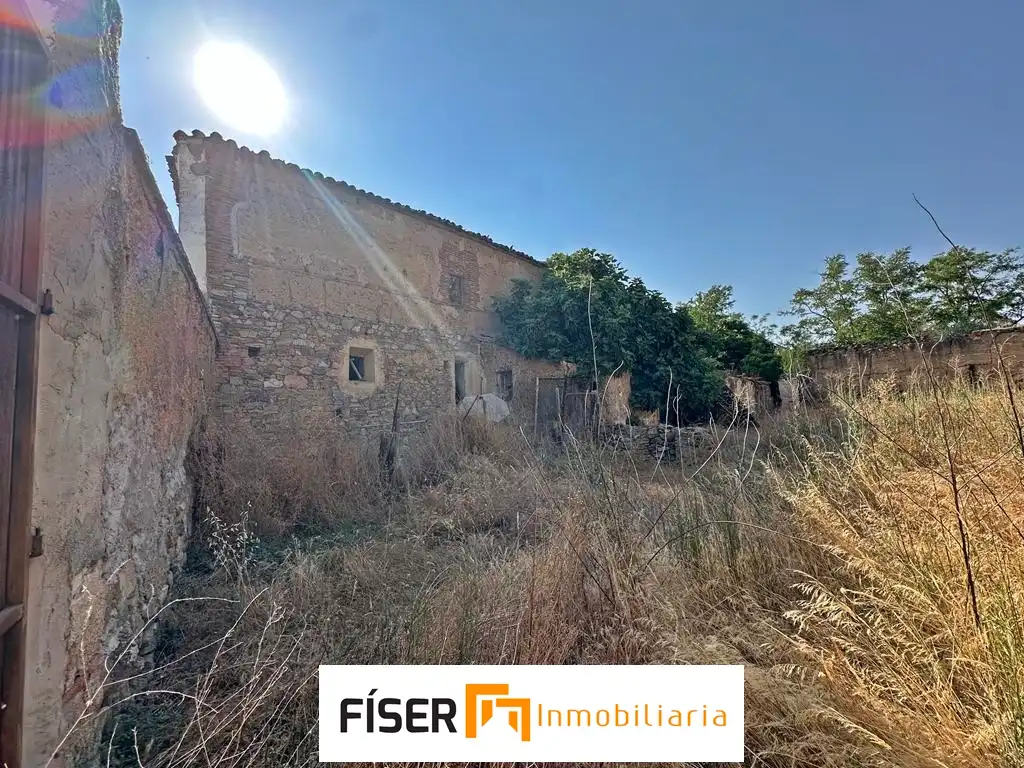 Casa o chalet en venta en Medina de las Torres con Jardín privado