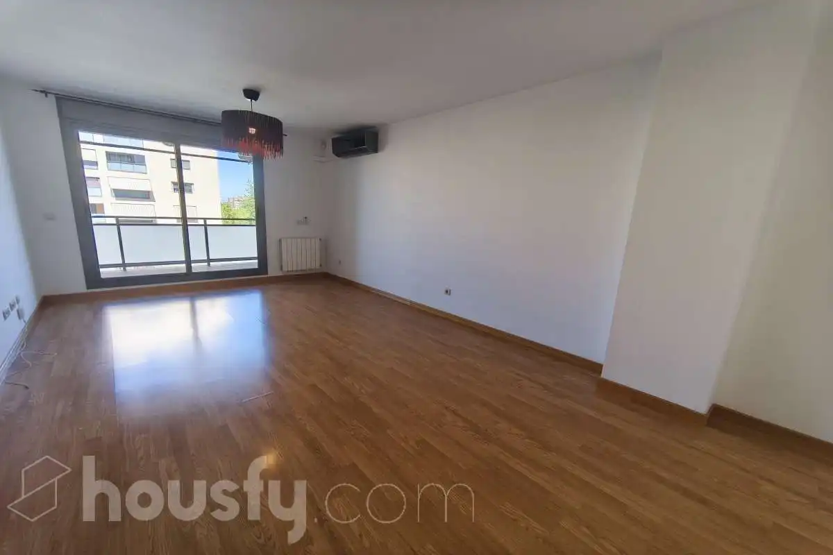 Wohnung zur Miete in Avenida de la Osa Menor, Sur - PAU 4