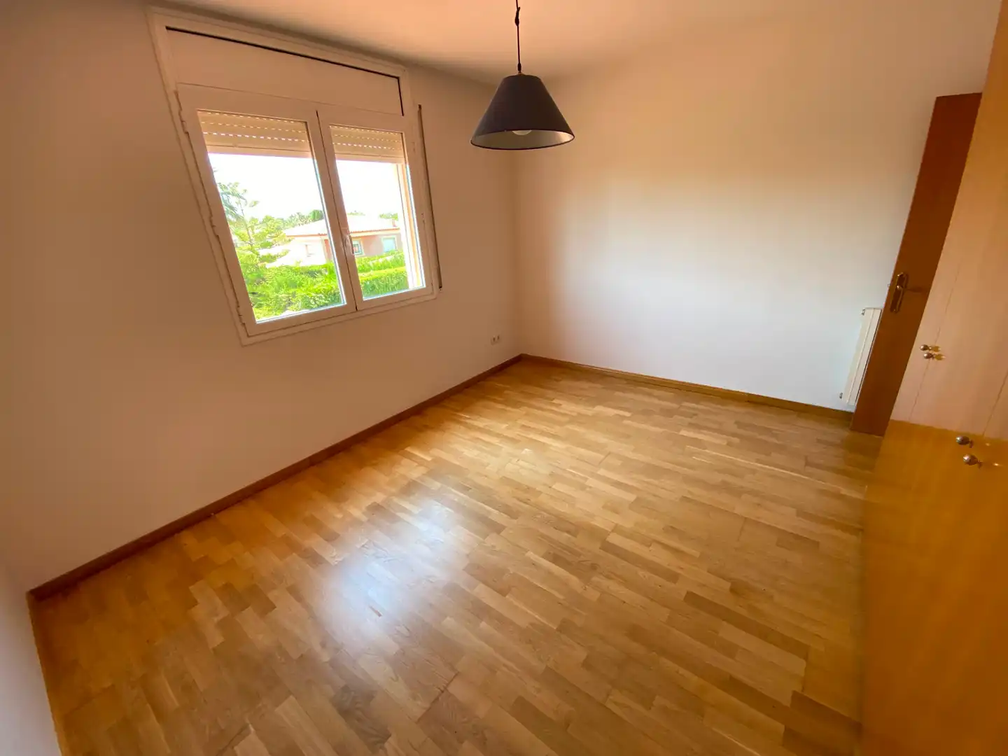 Casa o chalet de alquiler en Carrer dels Garrofers, 5, Migjorn