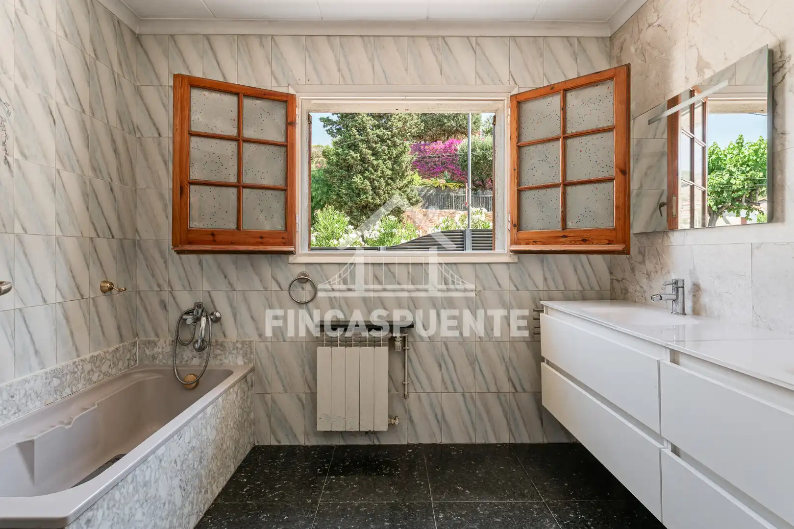 Jardín de Casa o chalet en venta en Tiana con Jardín privado, Terraza y Piscina