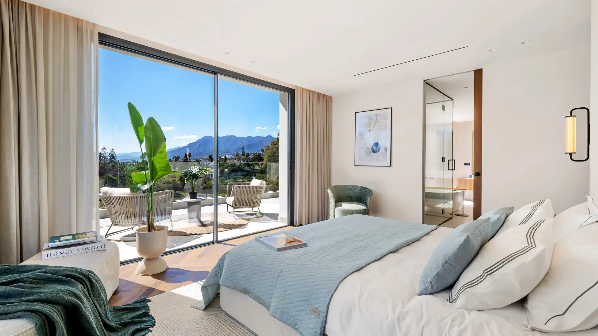 Habitación de Casa o chalet en venta en Marbella con Aire acondicionado, Jardín privado y Terraza