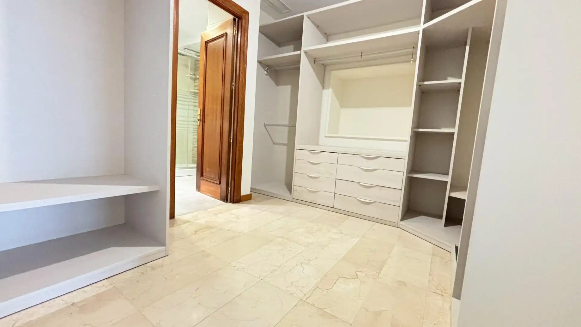 Appartamento con ascensore in vendita a Avenida Avenida Doctor Gadea 1, imagen 10
