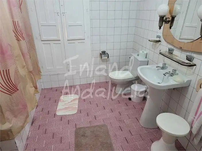 Baño de Casa adosada en venta en Monturque con Trastero