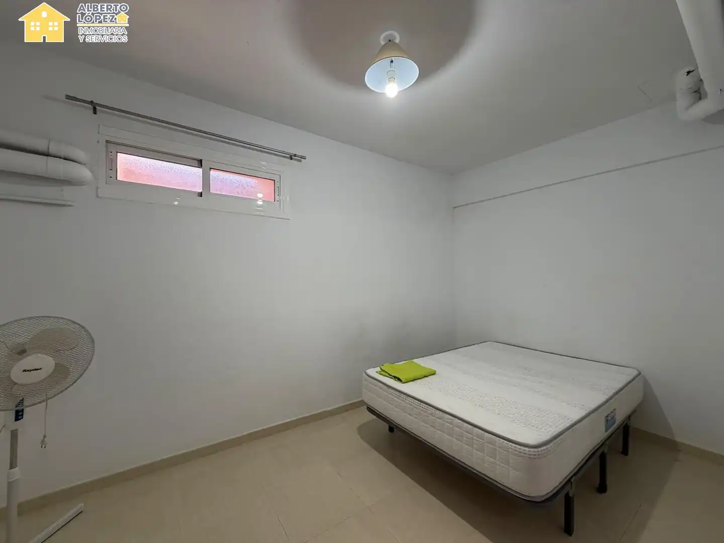 Habitación de Casa o chalet de alquiler en Santa Pola con Terraza, Amueblado y Alarma