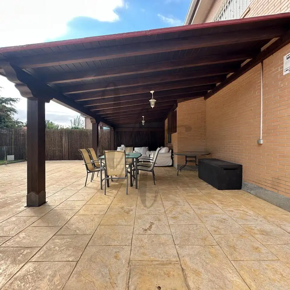 Casa aparellada amb piscina de lloguer a Calle San Martín, imagen 38
