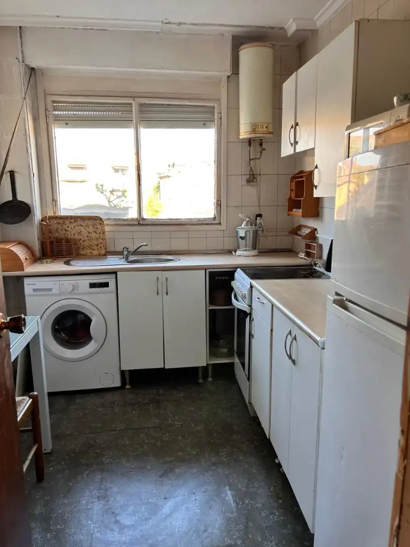 Cocina de Piso en venta en Cuatro Caminos