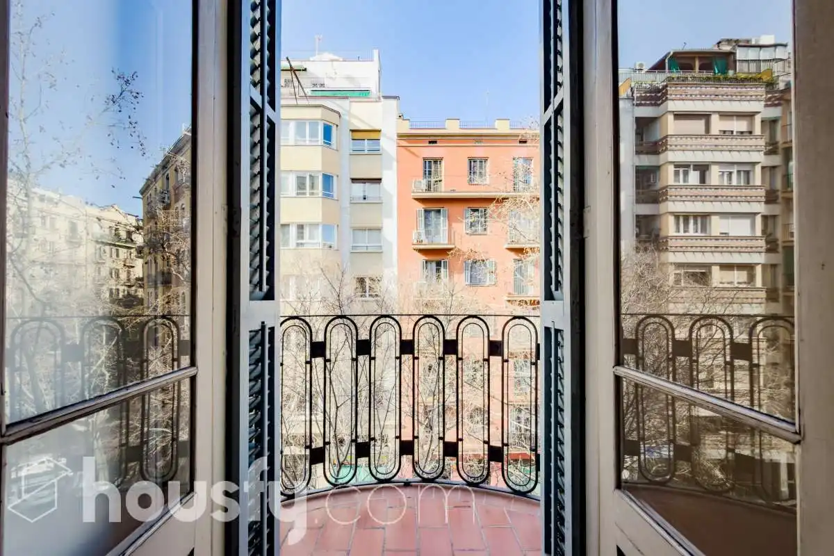 Appartamento con terrazza in vendita a Carrer de València ., imagen 14