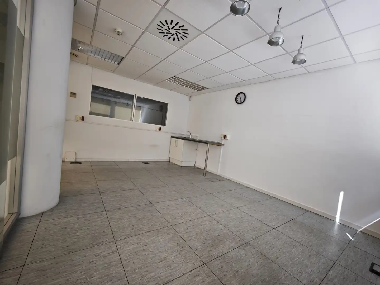 Oficina de alquiler en Sant Joan Despí