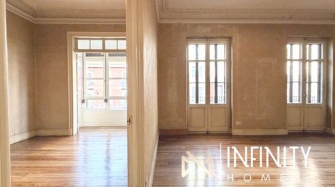Foto 2 de Piso en venta en Hurtado de Amezaga Kalea, Zabalburu, Bilbao