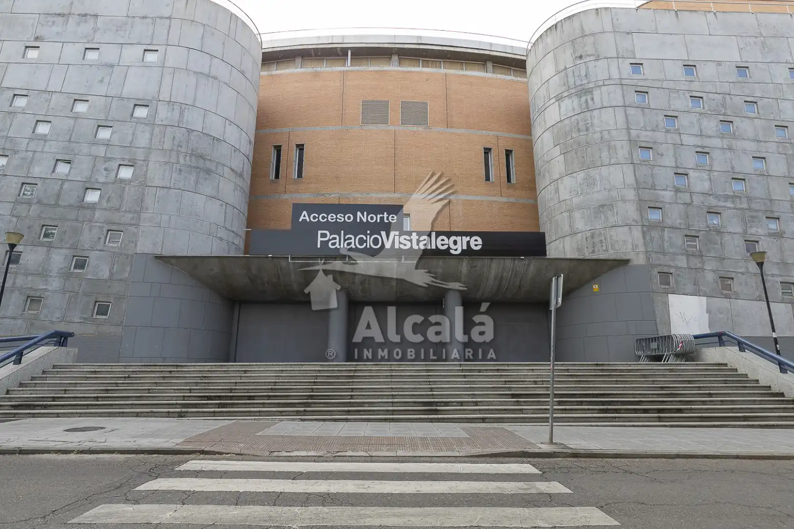 Vista exterior de Garatge en venda en Madrid