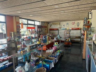 Locale commerciale in affitto a Abrera