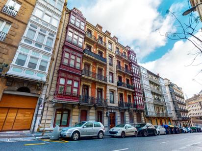 Vista exterior de Pis en venda en Bilbao 