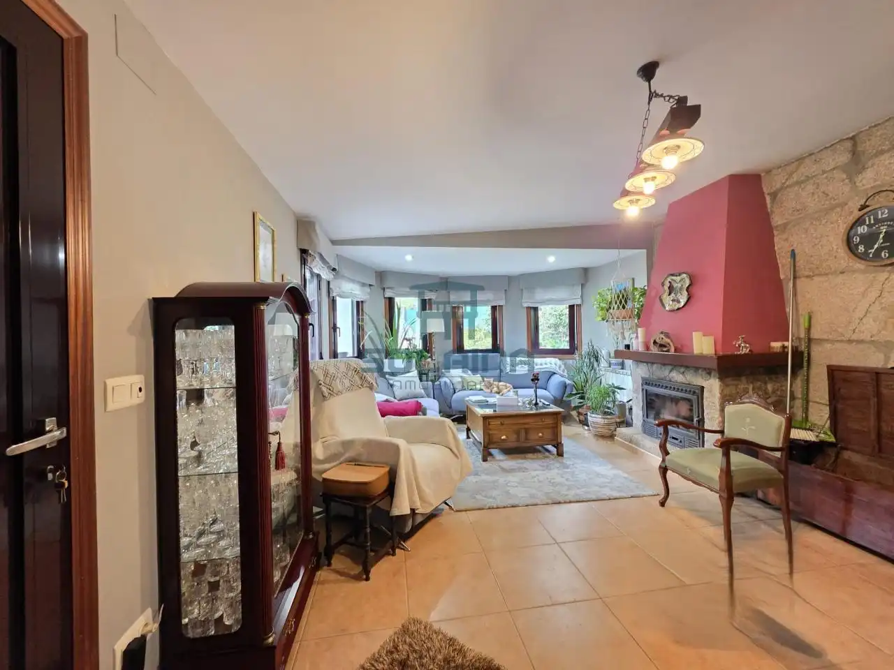 Sala de estar de Casa o chalet en venta en Esgos con Calefacción, Jardín privado y Parquet