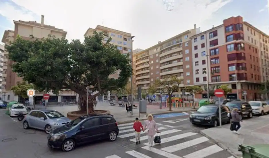 Planta baixa en venda a Estación - Universidad