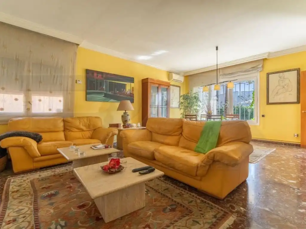 Sala d'estar de Casa o xalet en venda en Tarragona amb Aire condicionat, Jardí privat i Terrassa