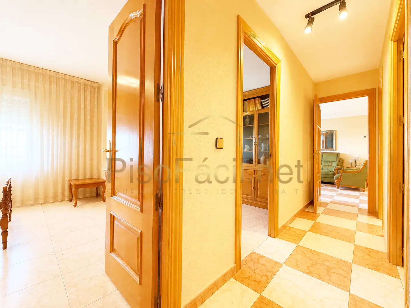Piso en venta en Móstoles con Calefacción y Piscina comunitaria