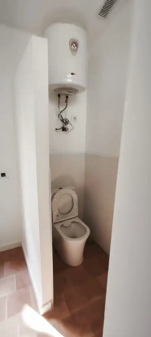 Bany de Estudi per a compartir en Castellón de la Plana / Castelló de la Plana amb Moblat, Forn i Rentadora