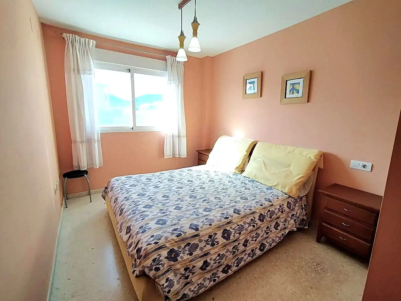 Schlafzimmer von Wohnung zum Verkauf in Oliva mit Abstellraum und Möbliert