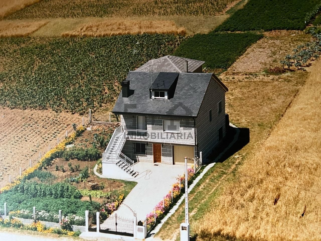House or chalet for sale in Cartelle