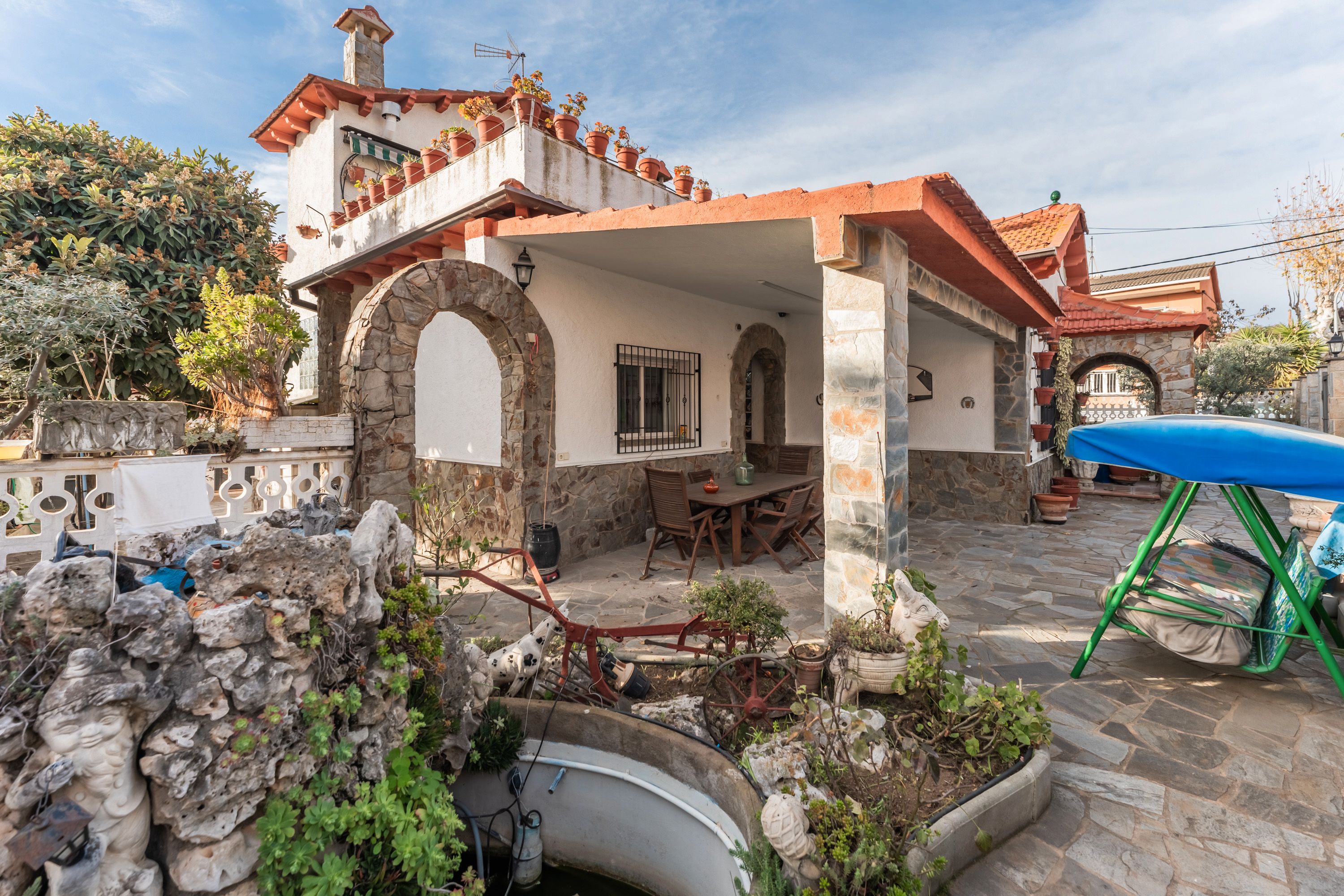 Exterior view of House or chalet for sale in Parets del Vallès  with Air Conditioner, Heating and Private garden