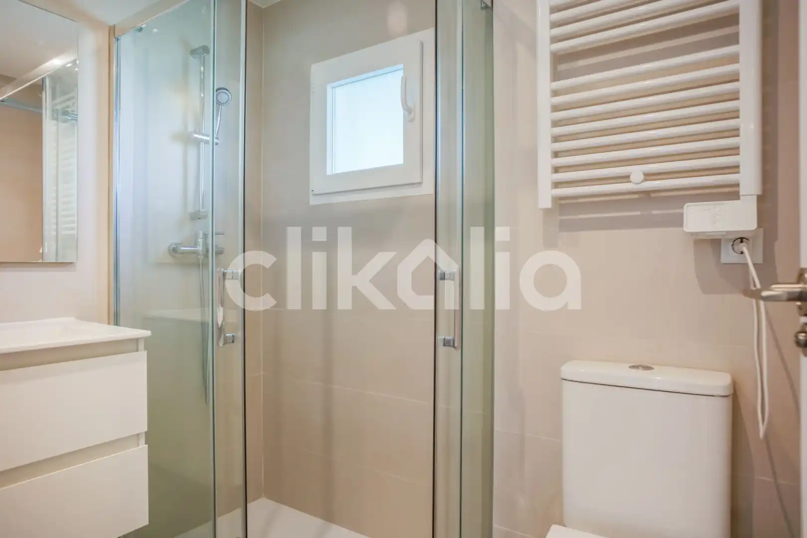 Badezimmer von Wohnung zur Miete in Leganés mit Heizung und Terrasse