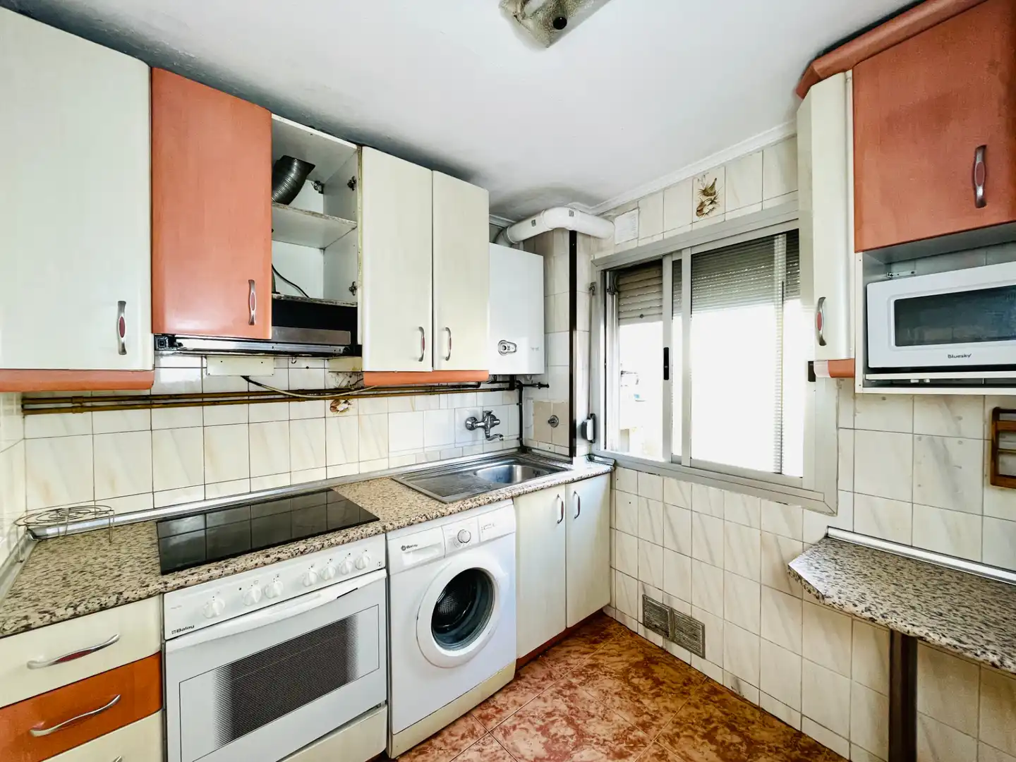 Cocina de Piso en venta en Zaragoza con Aire acondicionado, Calefacción y Amueblado