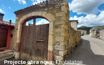 Casa adosada en venda en Bellver de Cerdanya