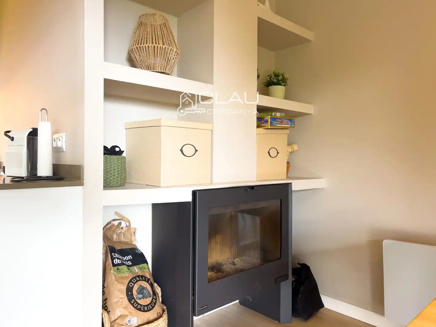 Sala de estar de Piso en venta en Sainte - Léocadie con Calefacción, Jardín privado y Parquet