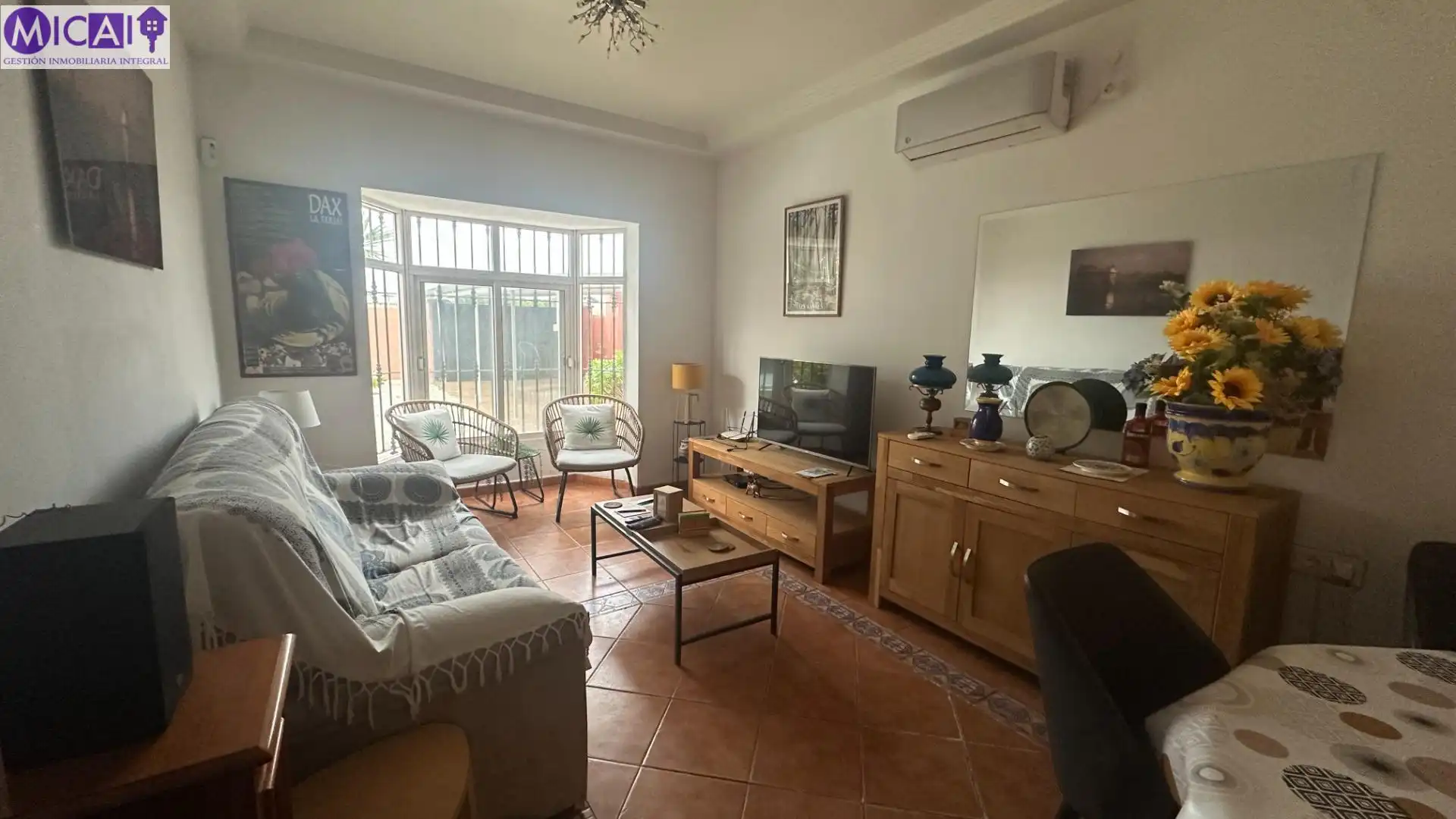 Living room of Houses for sale in Chiclana de la Frontera  with Air Conditioner and Terrace