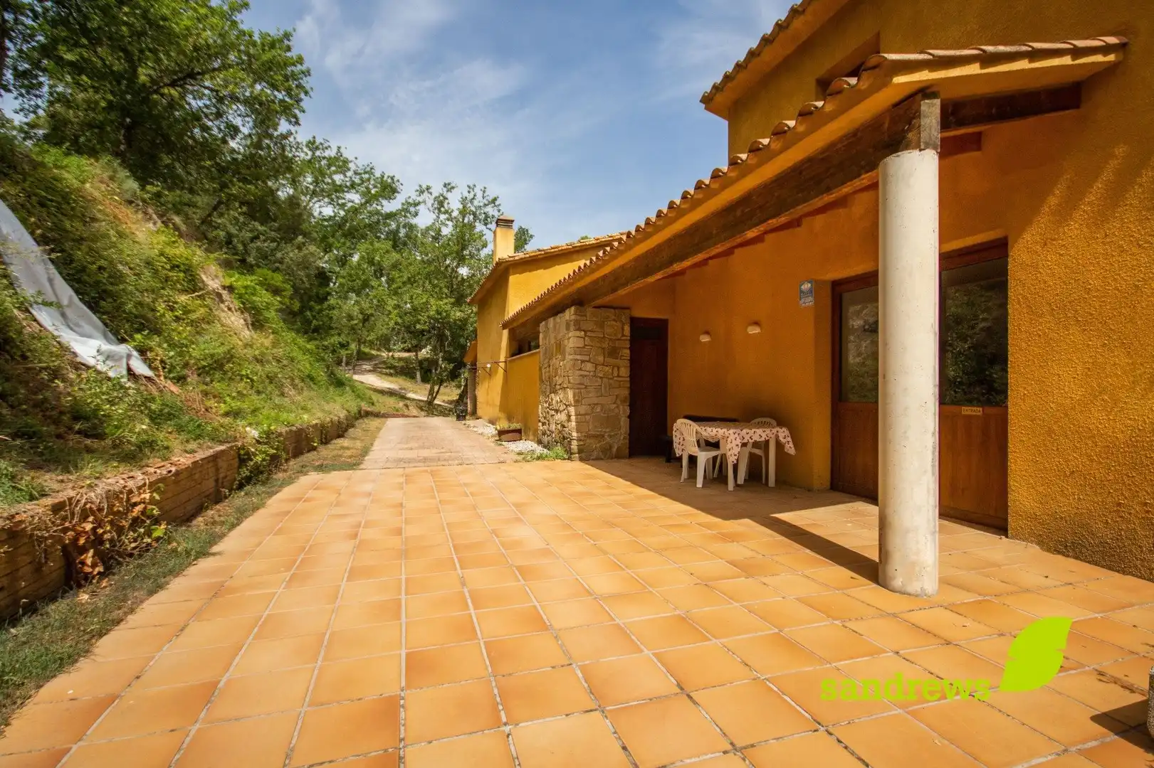 Terrassa de Finca rústica en venda en Porqueres amb Aire condicionat, Calefacció i Jardí privat