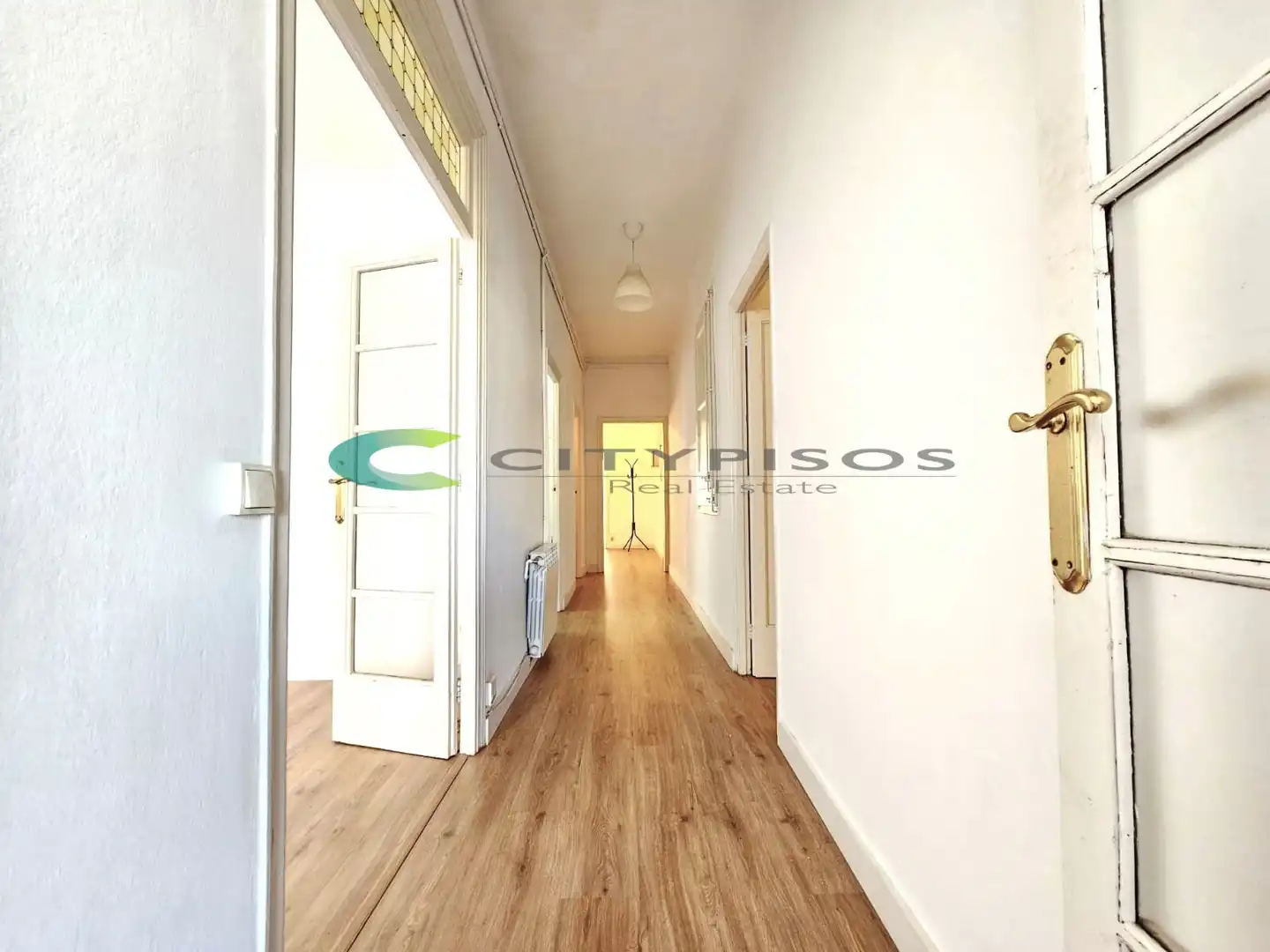Flat for sale in Barcelona  with Heating, Parquet flooring and Oven