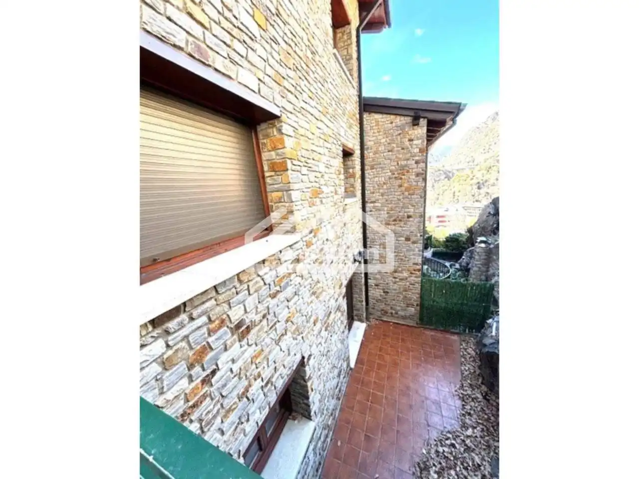 Terraza de Casa adosada en venta en Escaldes – Engordany con Calefacción y Jardín privado