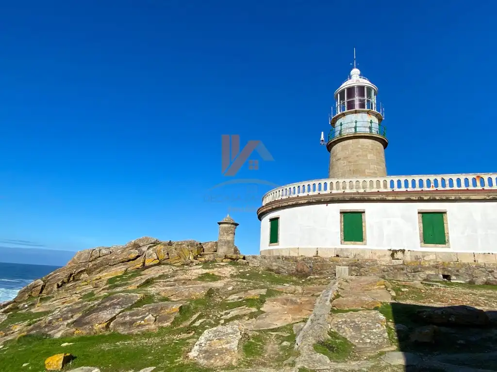 Vista exterior de Casa o xalet en venda en Ribeira amb Jardí privat i Forn