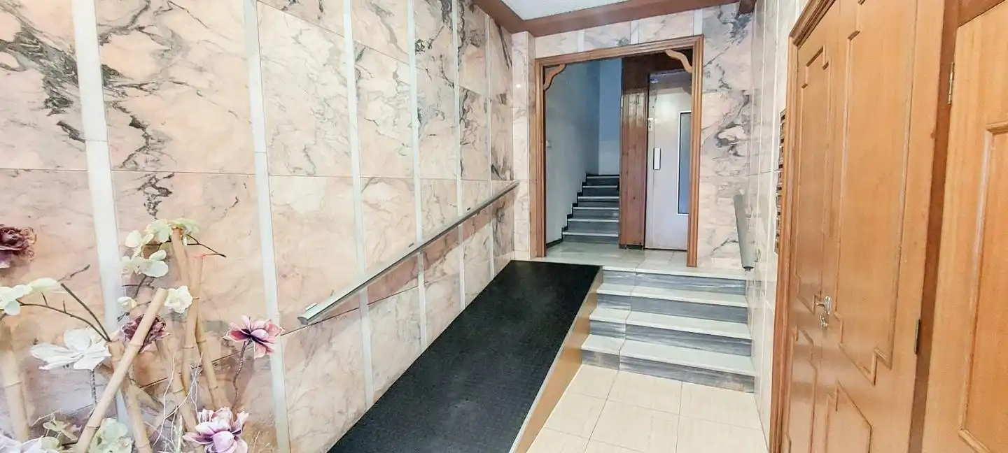 Piso de alquiler en Elche / Elx con Amueblado y Balcón