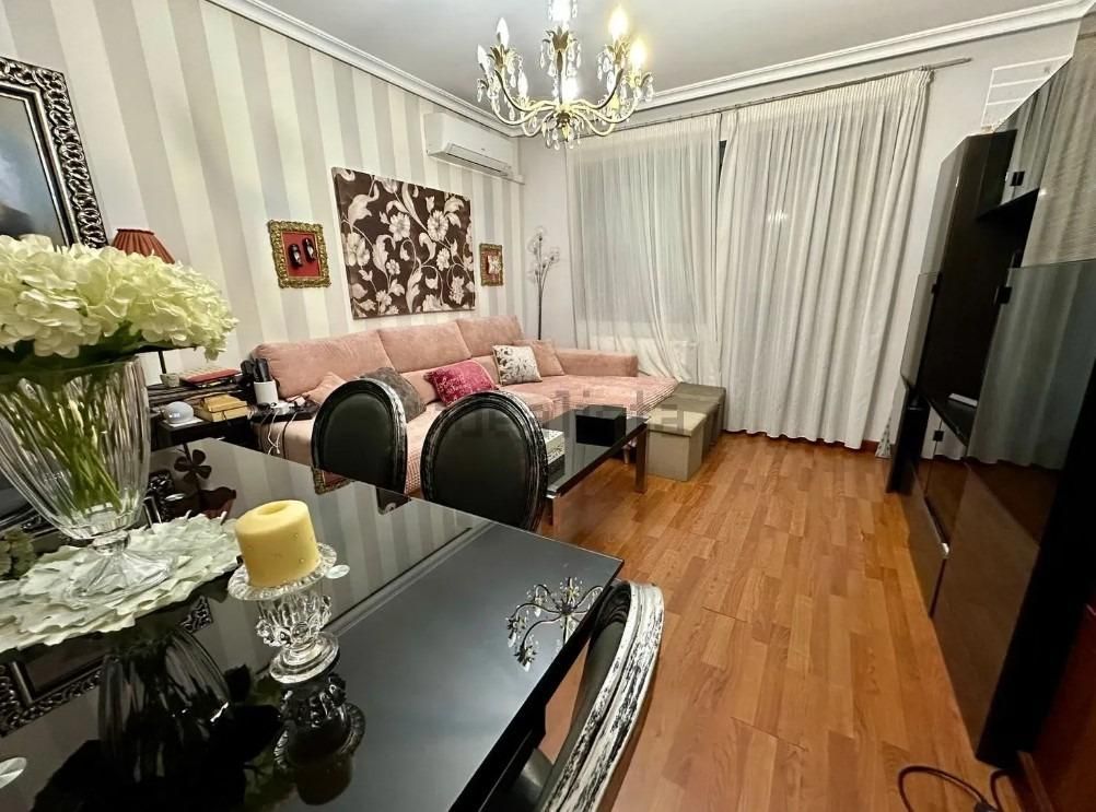 Sala de estar de Piso en venta en Cáceres Capital con Aire acondicionado, Calefacción y Trastero