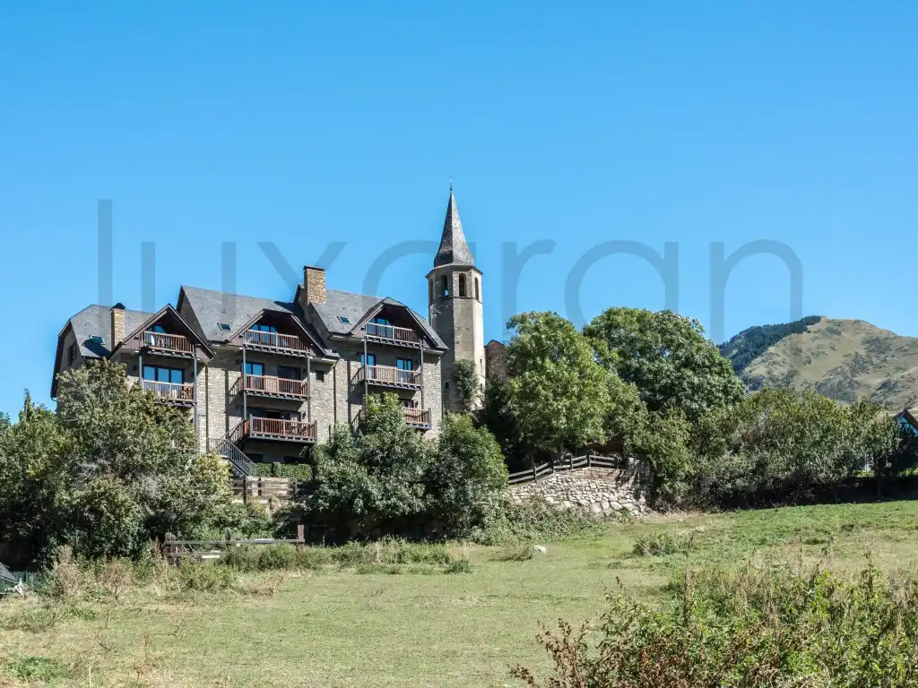 Vista exterior de Casa o chalet en venta en Naut Aran